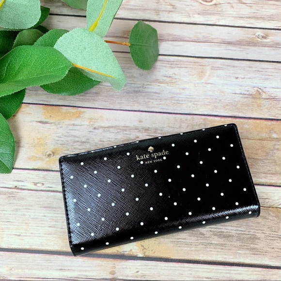 kate spade Handbags - Kate Spade | Polka Dot Wallet